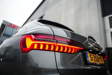 Voertuigafbeelding 52