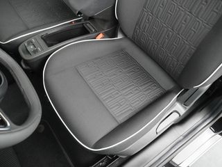 Voertuigafbeelding 24