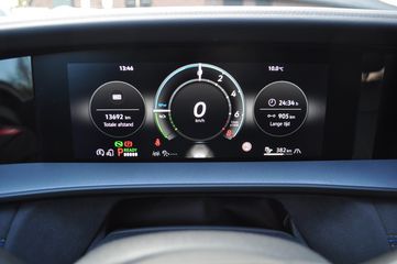 Voertuigafbeelding 18