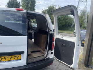 Voertuigafbeelding 13