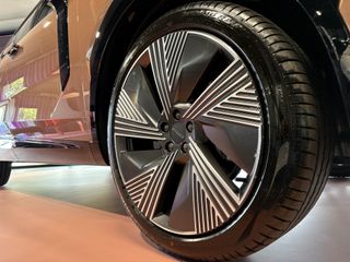 Voertuigafbeelding 2