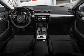 Voertuigafbeelding 5