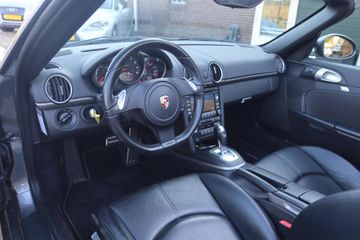 Voertuigafbeelding 6