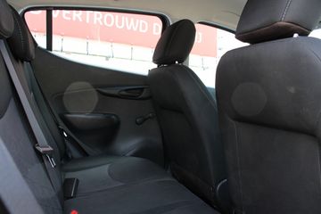 Voertuigafbeelding 10