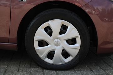 Voertuigafbeelding 6