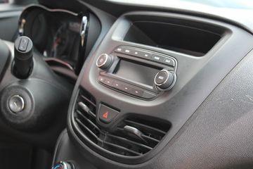 Voertuigafbeelding 9