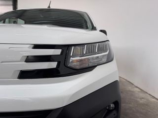 Voertuigafbeelding 11