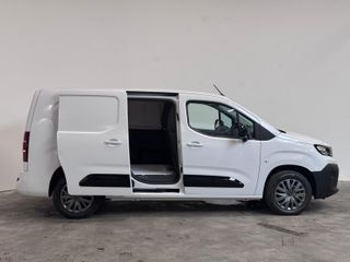 Voertuigafbeelding 6