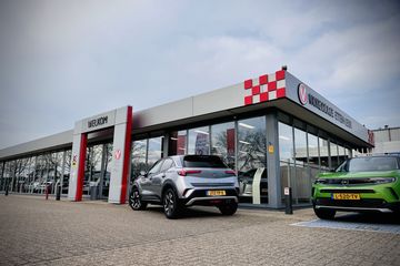 Voertuigafbeelding 6