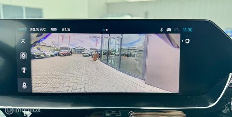 Voertuigafbeelding 12