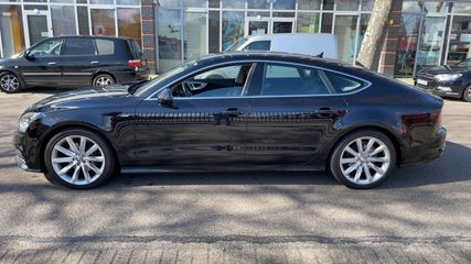 Voertuigafbeelding 9