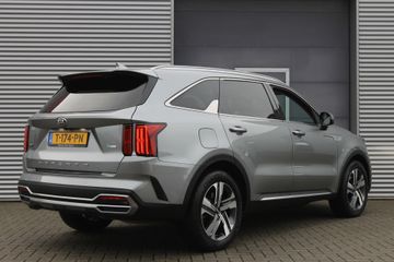 Voertuigafbeelding 4