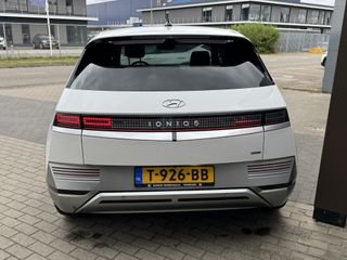 Voertuigafbeelding 6