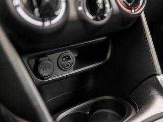 Voertuigafbeelding 24