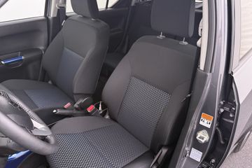 Voertuigafbeelding 8