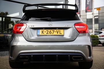 Voertuigafbeelding 2