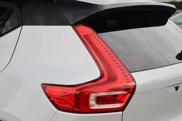 Voertuigafbeelding 11