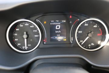 Voertuigafbeelding 13