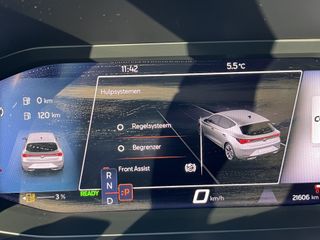 Voertuigafbeelding 12