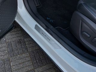 Voertuigafbeelding 30