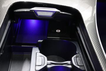 Voertuigafbeelding 17