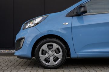 Voertuigafbeelding 7