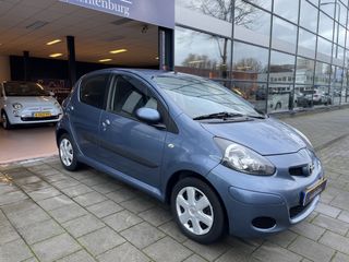 Voertuigafbeelding 4