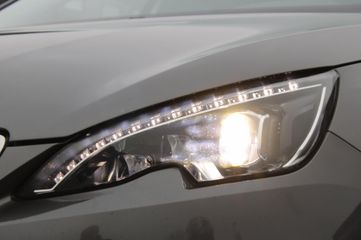 Voertuigafbeelding 9