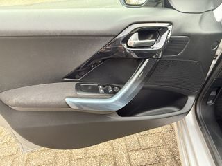 Voertuigafbeelding 18