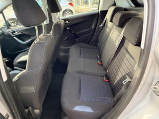 Voertuigafbeelding 48