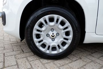 Voertuigafbeelding 5