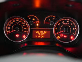 Voertuigafbeelding 15