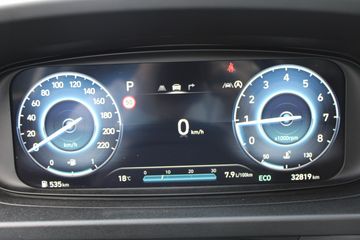 Voertuigafbeelding 12