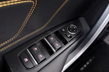 Voertuigafbeelding 17