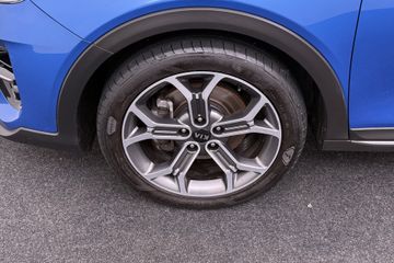 Voertuigafbeelding 6