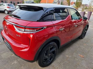 Voertuigafbeelding 10