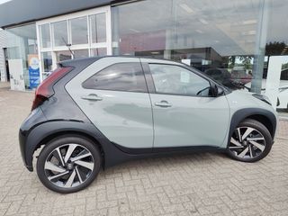 Voertuigafbeelding 4