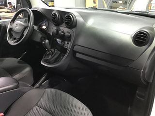 Voertuigafbeelding 17