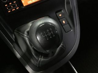 Voertuigafbeelding 26