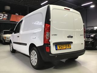 Voertuigafbeelding 3