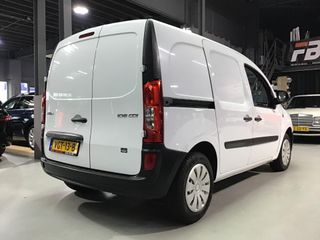 Voertuigafbeelding 5