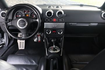 Voertuigafbeelding 21