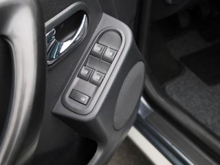 Voertuigafbeelding 22