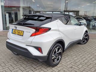 Voertuigafbeelding 3