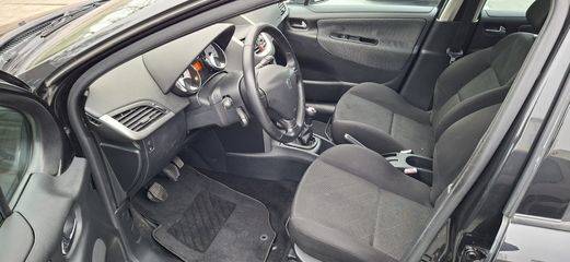 Voertuigafbeelding 12