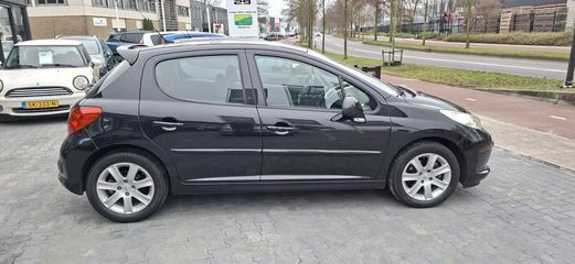 Voertuigafbeelding 5