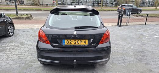 Voertuigafbeelding 6