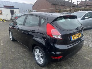 Voertuigafbeelding 3