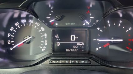 Voertuigafbeelding 12