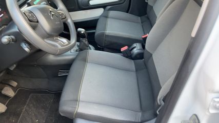 Voertuigafbeelding 15